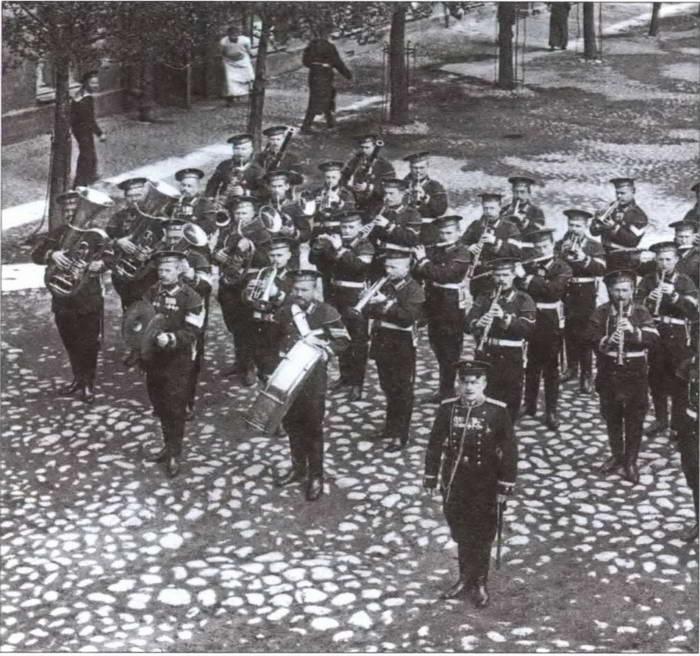 На вахте и на гауптвахте. Русский матрос от Петра Великого до Николая Второго