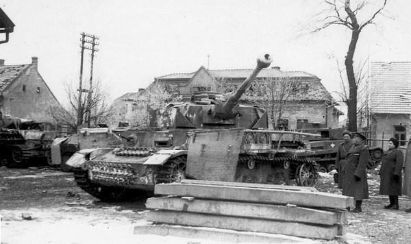 Средний танк PZ.IV. «Рабочая лошадка» Панцерваффе