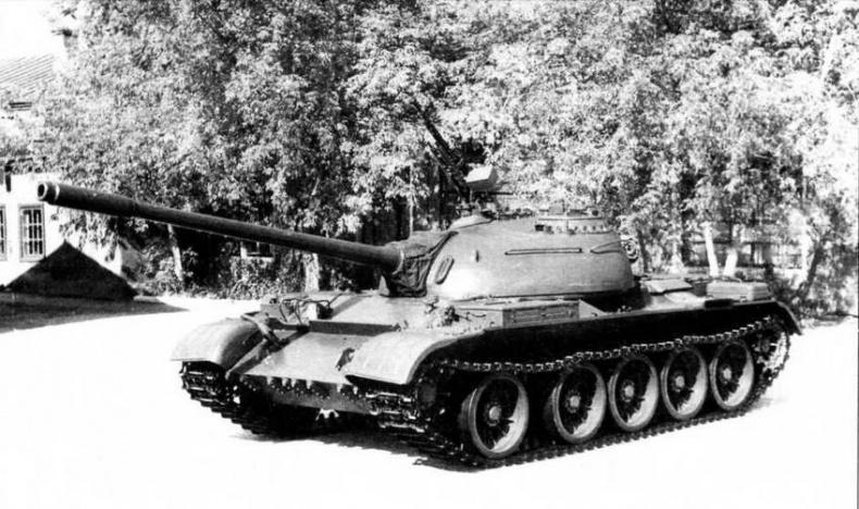 Средний танк Т-54